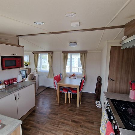 فندق Durdlee Door, D27, Main Rd, West Lulworth, Wareham Bh20 5Pu المظهر الخارجي الصورة