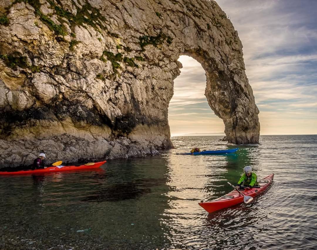 فندق Durdlee Door, D27, Main Rd, West Lulworth, Wareham Bh20 5Pu المظهر الخارجي الصورة